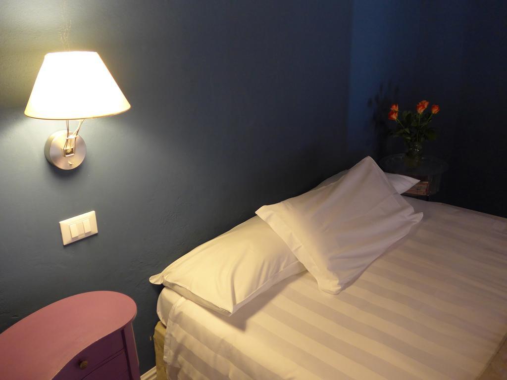 B&B Casa Fenoglio Ventimiglia Cameră foto